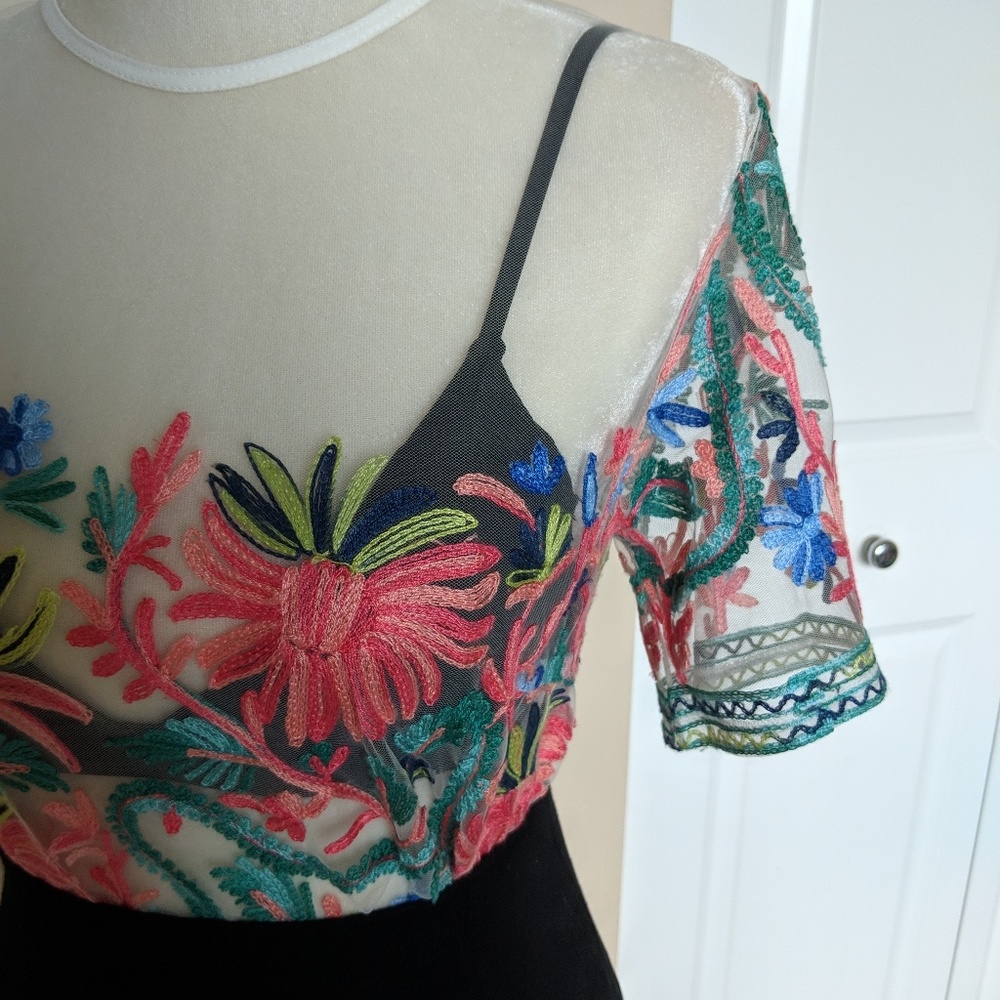 Embroidered Top - Picture 5 of 7